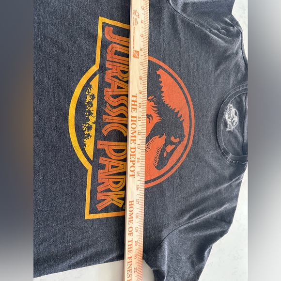 JURASSIC PARK Gray t-shirt men’s large Lucky Brand L NWOT - Picture 5 of 6